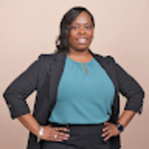Meet your Posher, Deniese
